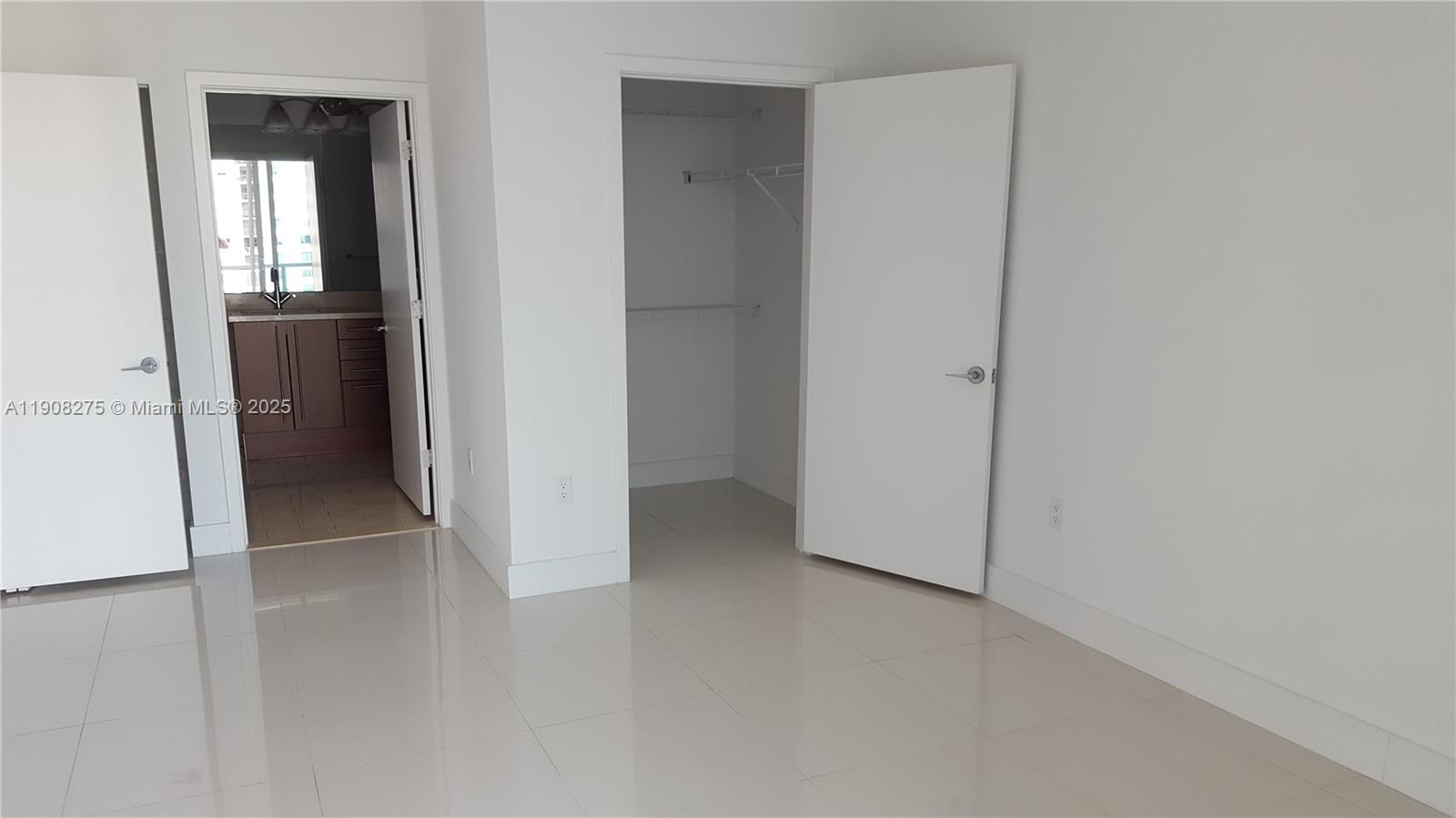 79 SW 12 ST #1910-S, Miami FL 33130