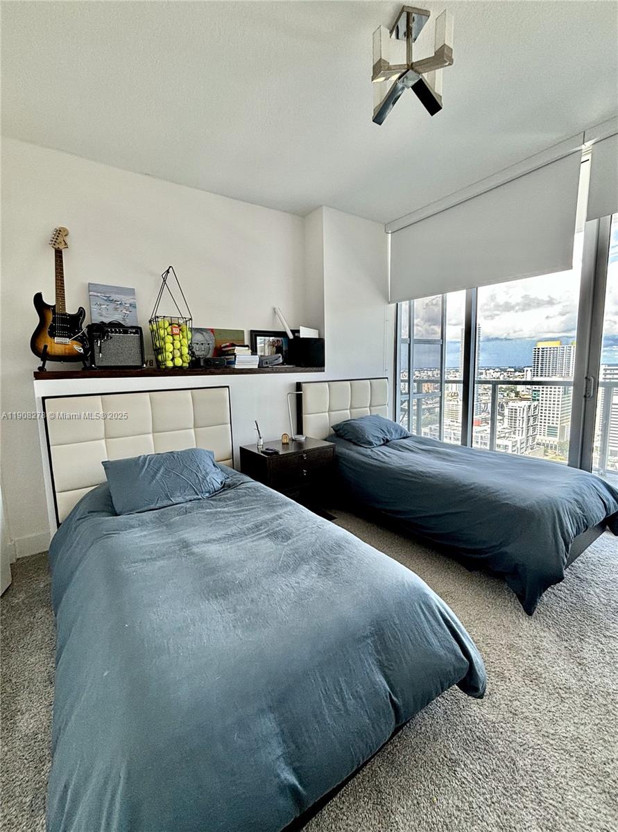 79 SW 12th St #4012-S, Miami FL 33130