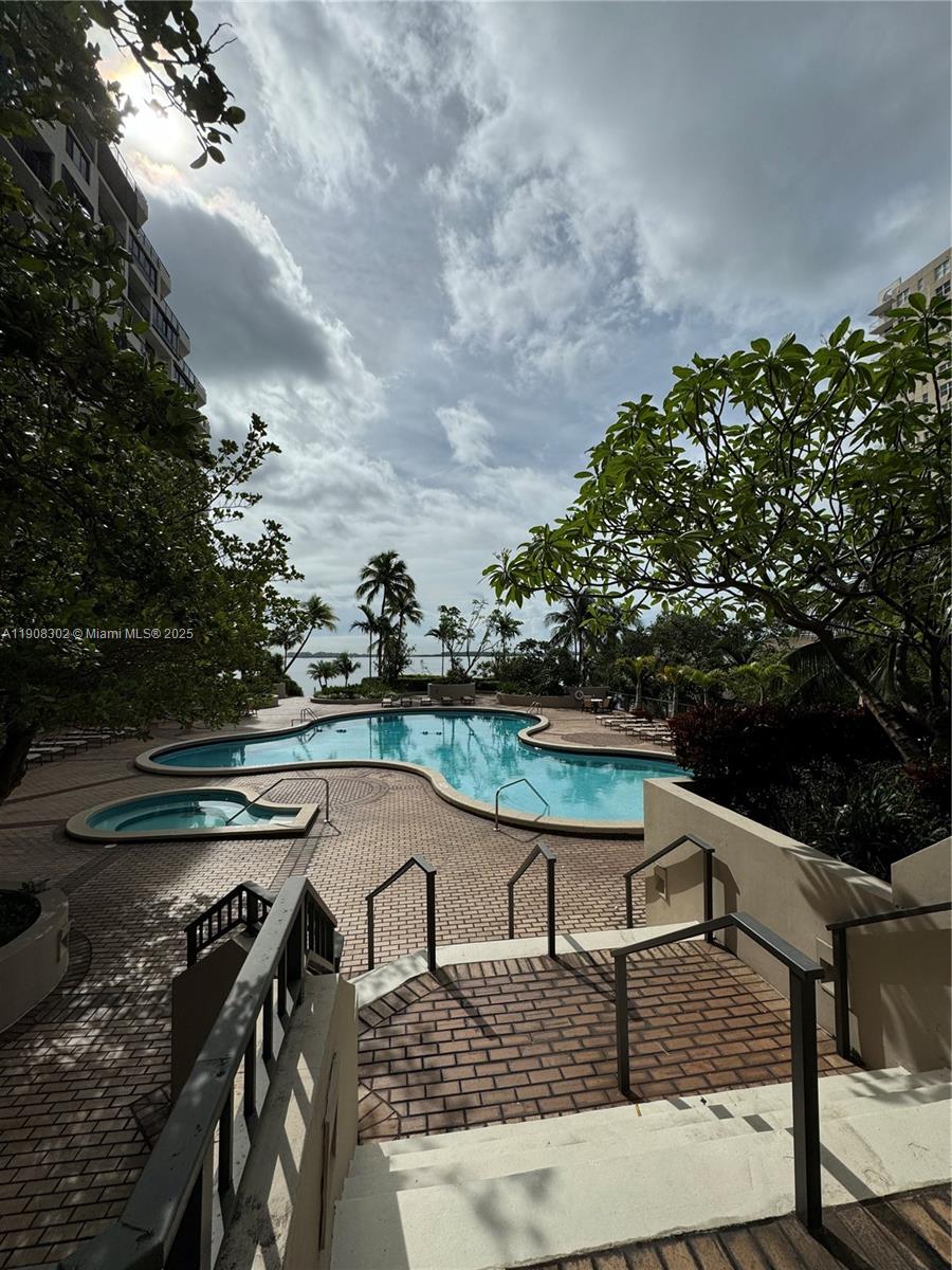 520 Brickell Key Dr #A712, Miami FL 33131