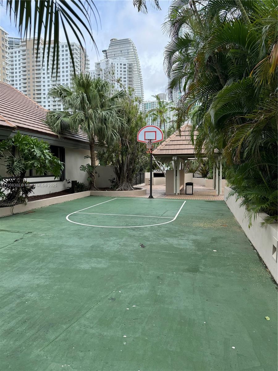 520 Brickell Key Dr #A712, Miami FL 33131