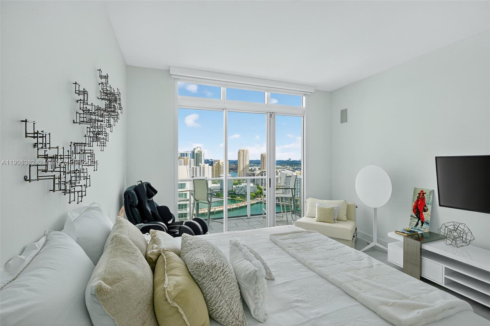 1155 Brickell Bay Dr #PH210, Miami FL 33131
