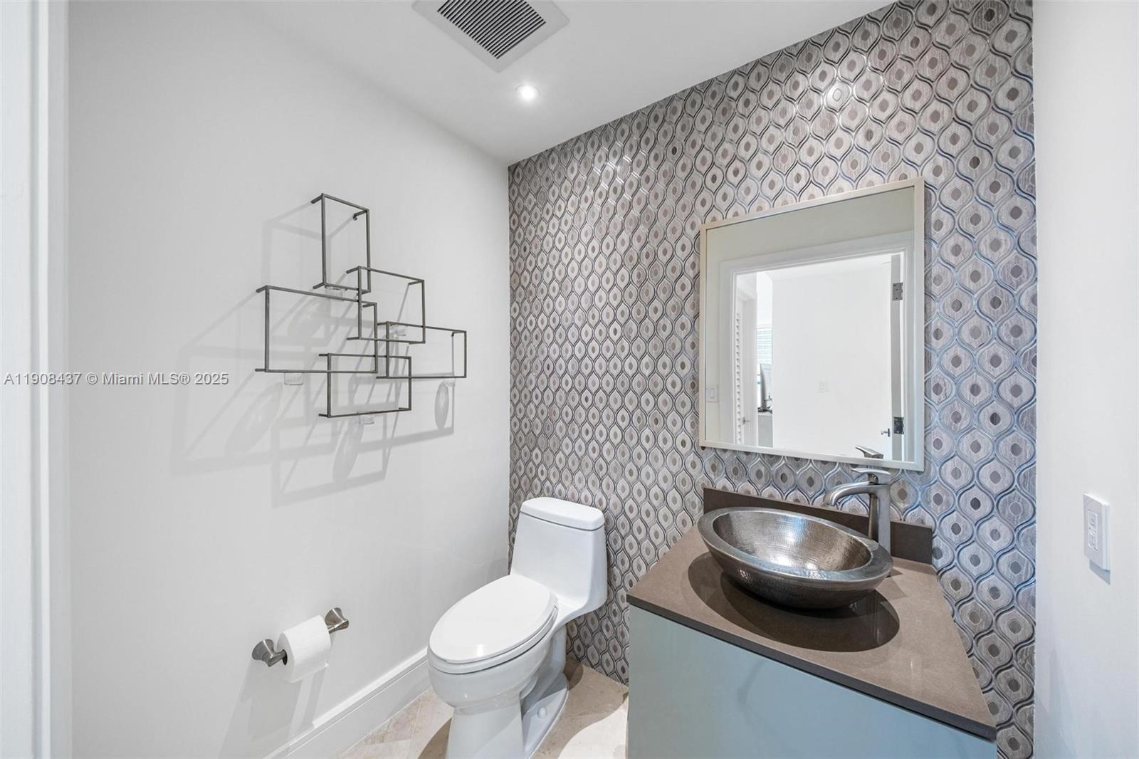 2645 S Bayshore Dr #1802, Miami FL 33133