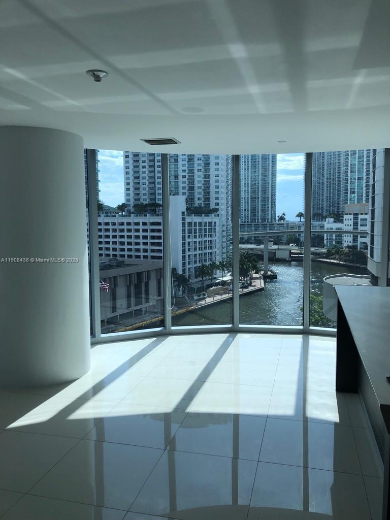 200 Biscayne Boulevard Way #902, Miami FL 33131