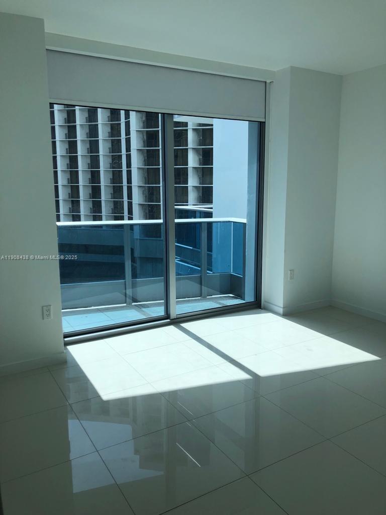 200 Biscayne Boulevard Way #902, Miami FL 33131