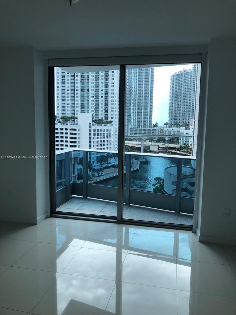 200 Biscayne Boulevard Way #902, Miami FL 33131