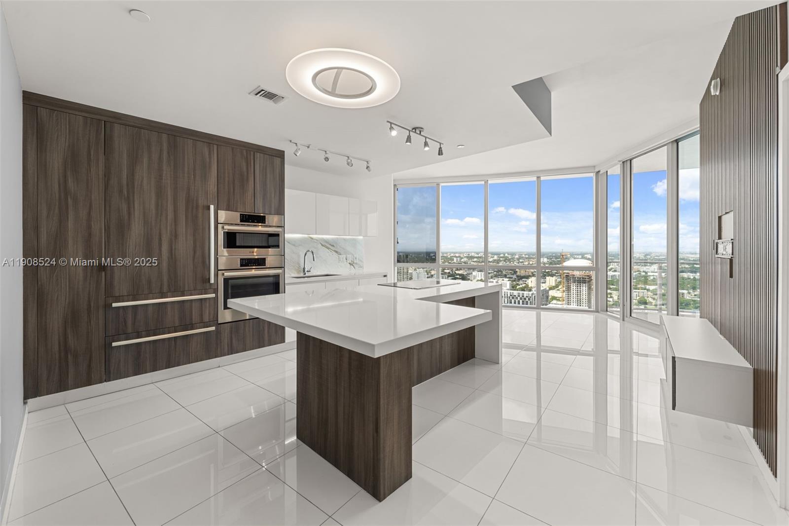 851 NE 1st Ave #4510, Miami FL 33132