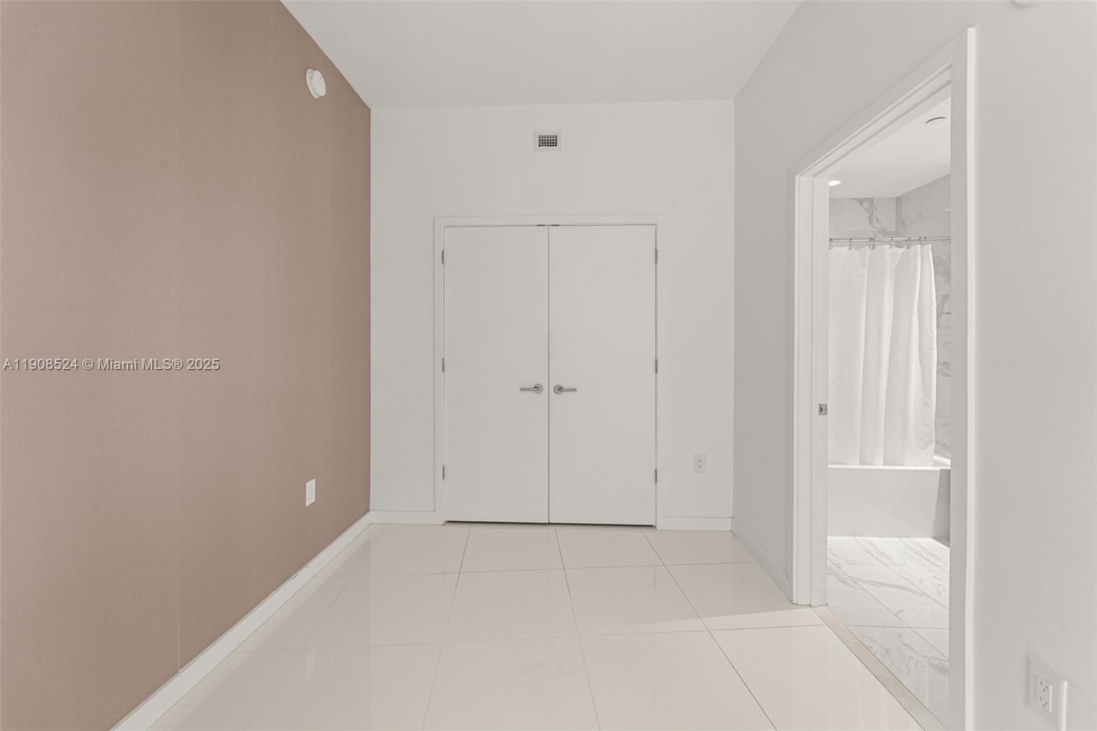 851 NE 1st Ave #4510, Miami FL 33132