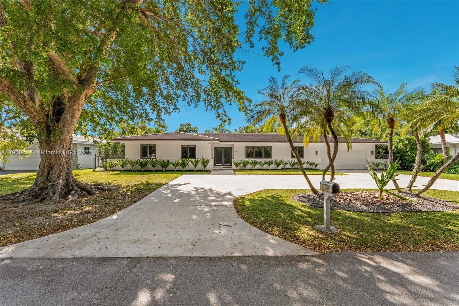 1460 Campamento Ave, Coral Gables FL 33156