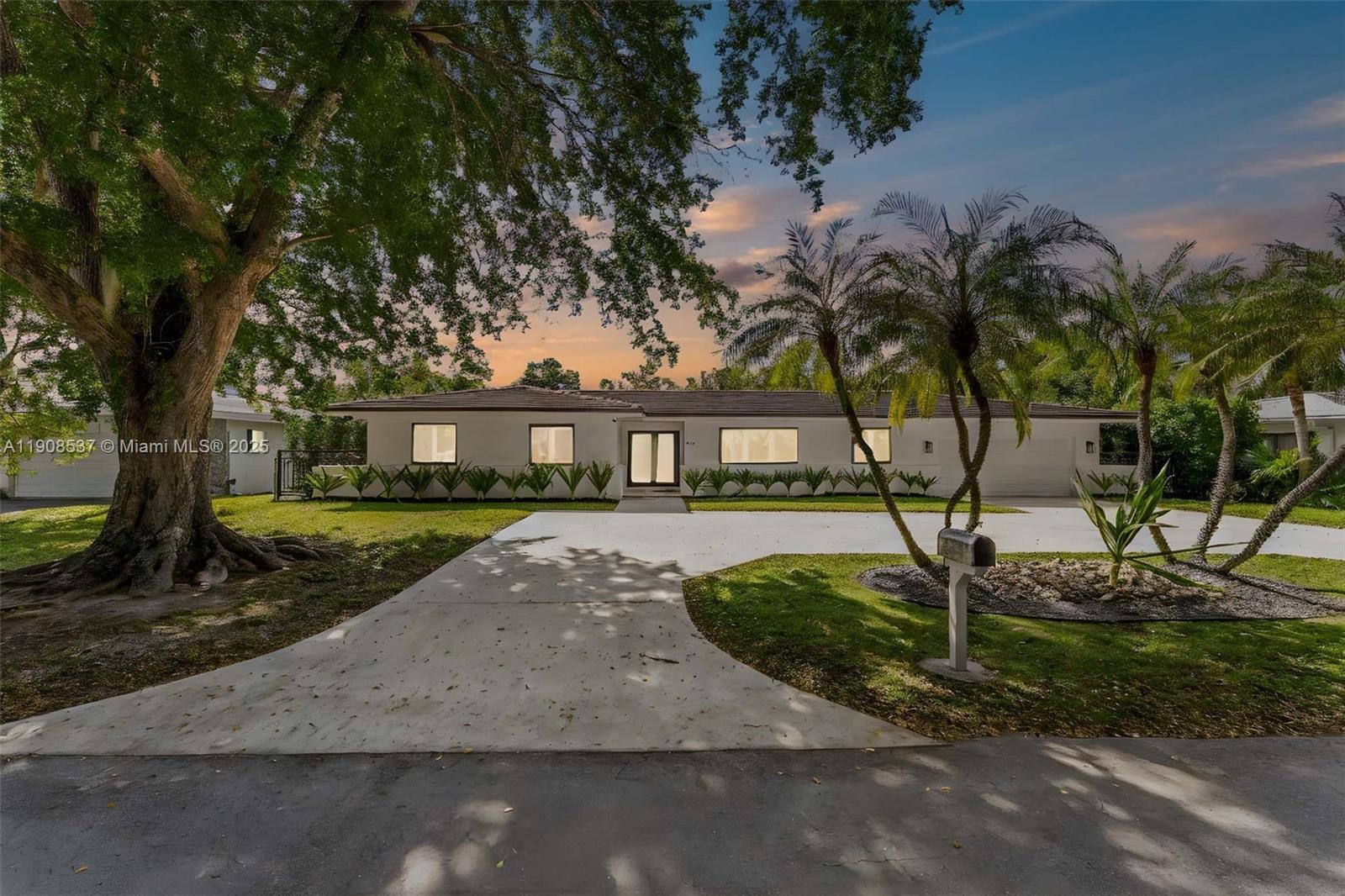 1460 Campamento Ave, Coral Gables FL 33156