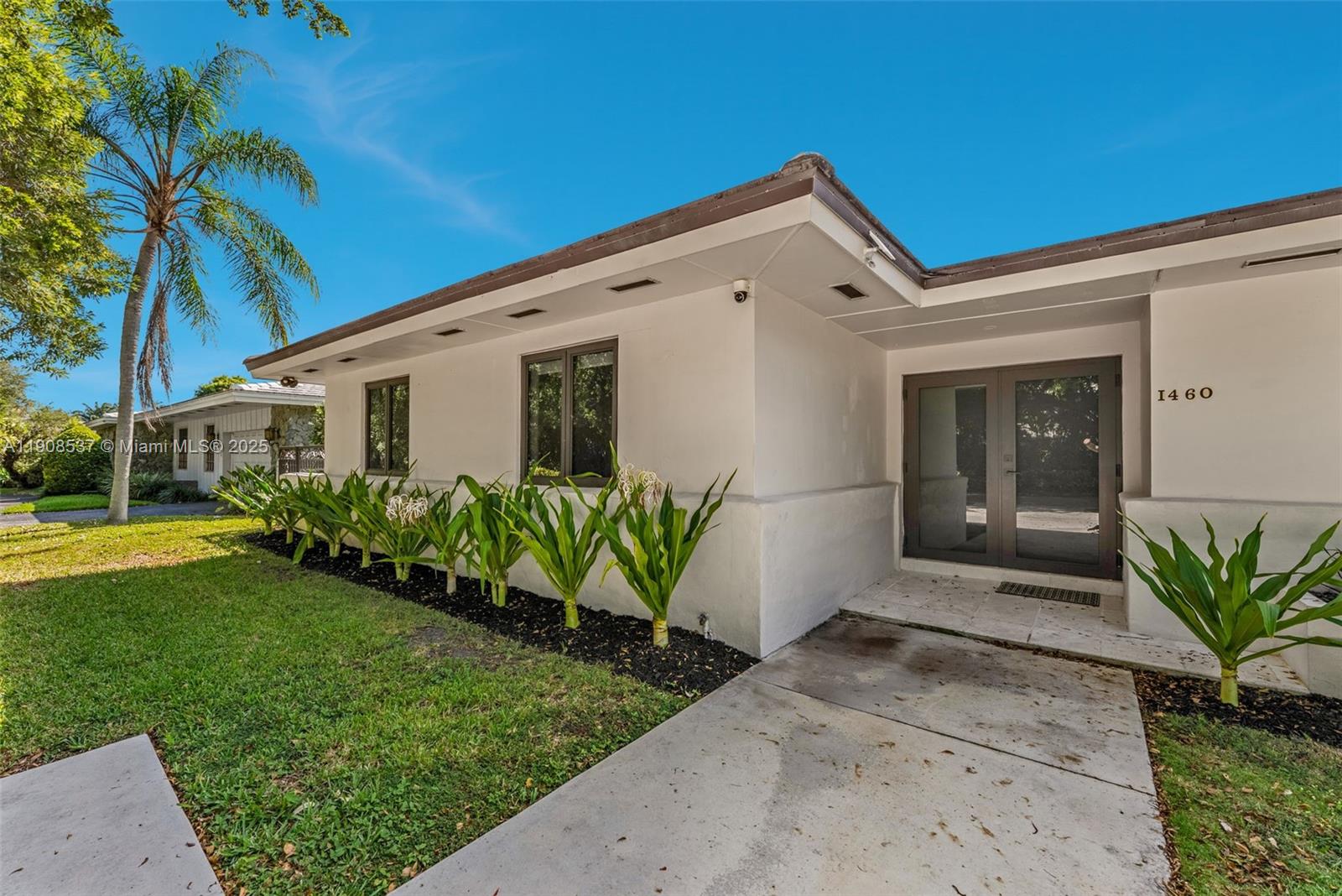 1460 Campamento Ave, Coral Gables FL 33156