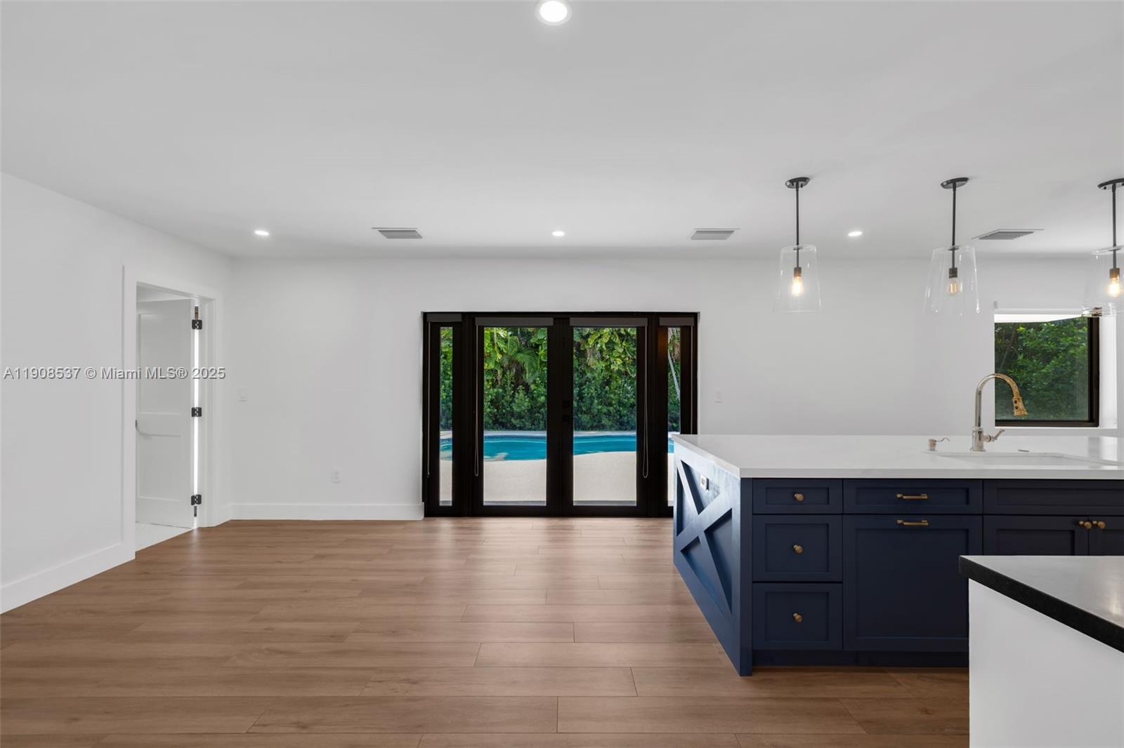 1460 Campamento Ave, Coral Gables FL 33156