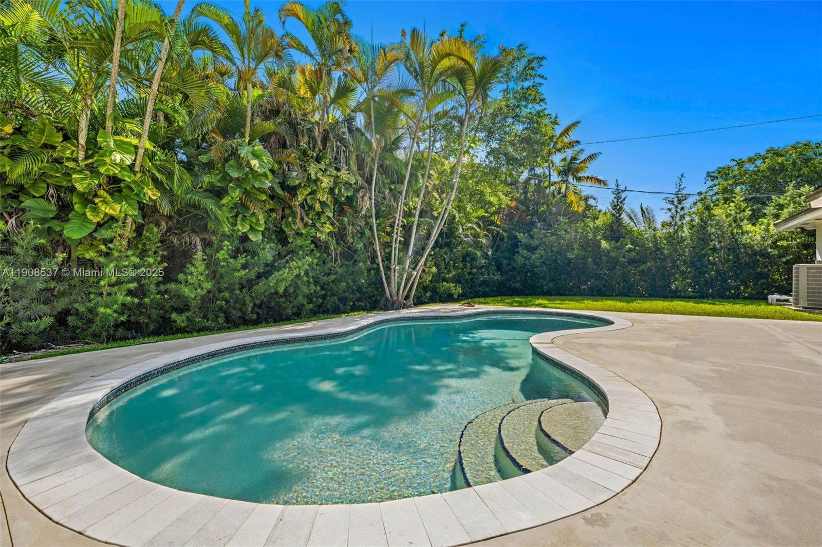 1460 Campamento Ave, Coral Gables FL 33156