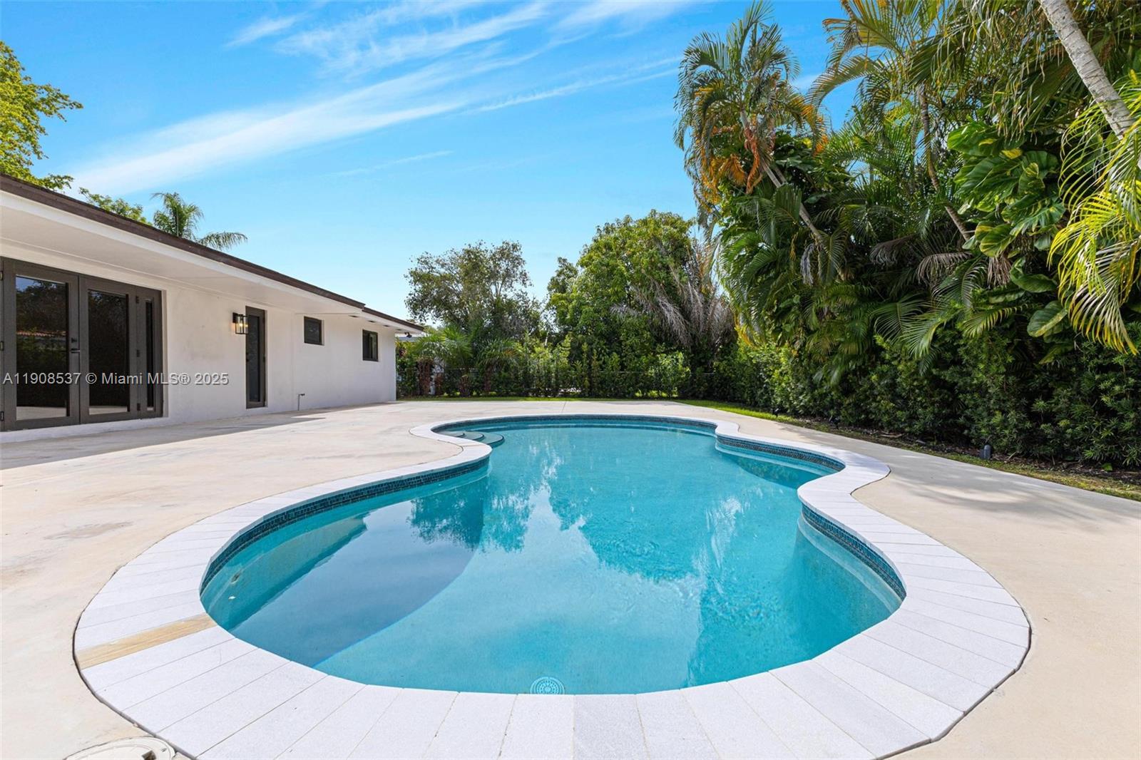 1460 Campamento Ave, Coral Gables FL 33156