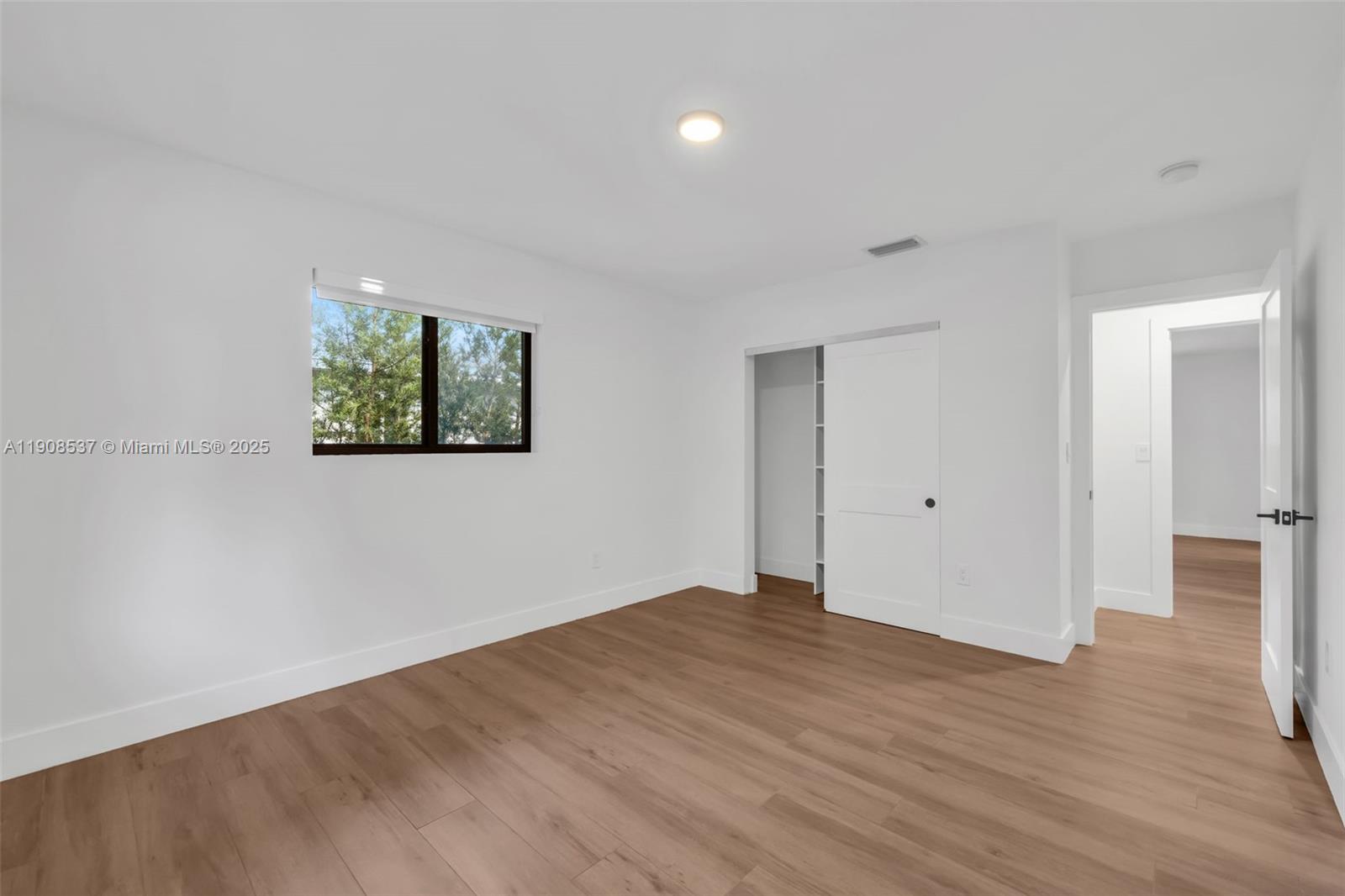 1460 Campamento Ave, Coral Gables FL 33156