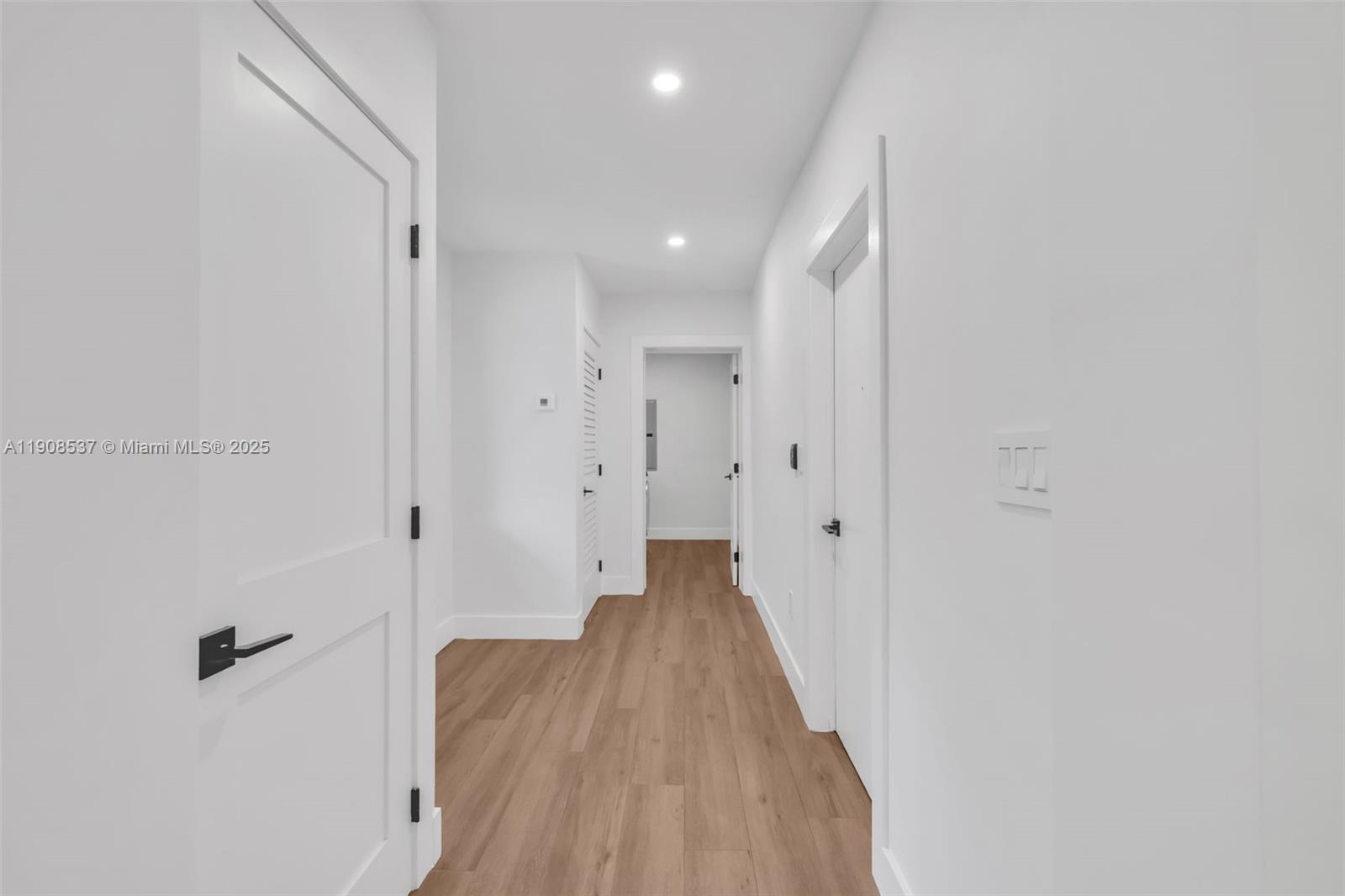 1460 Campamento Ave, Coral Gables FL 33156