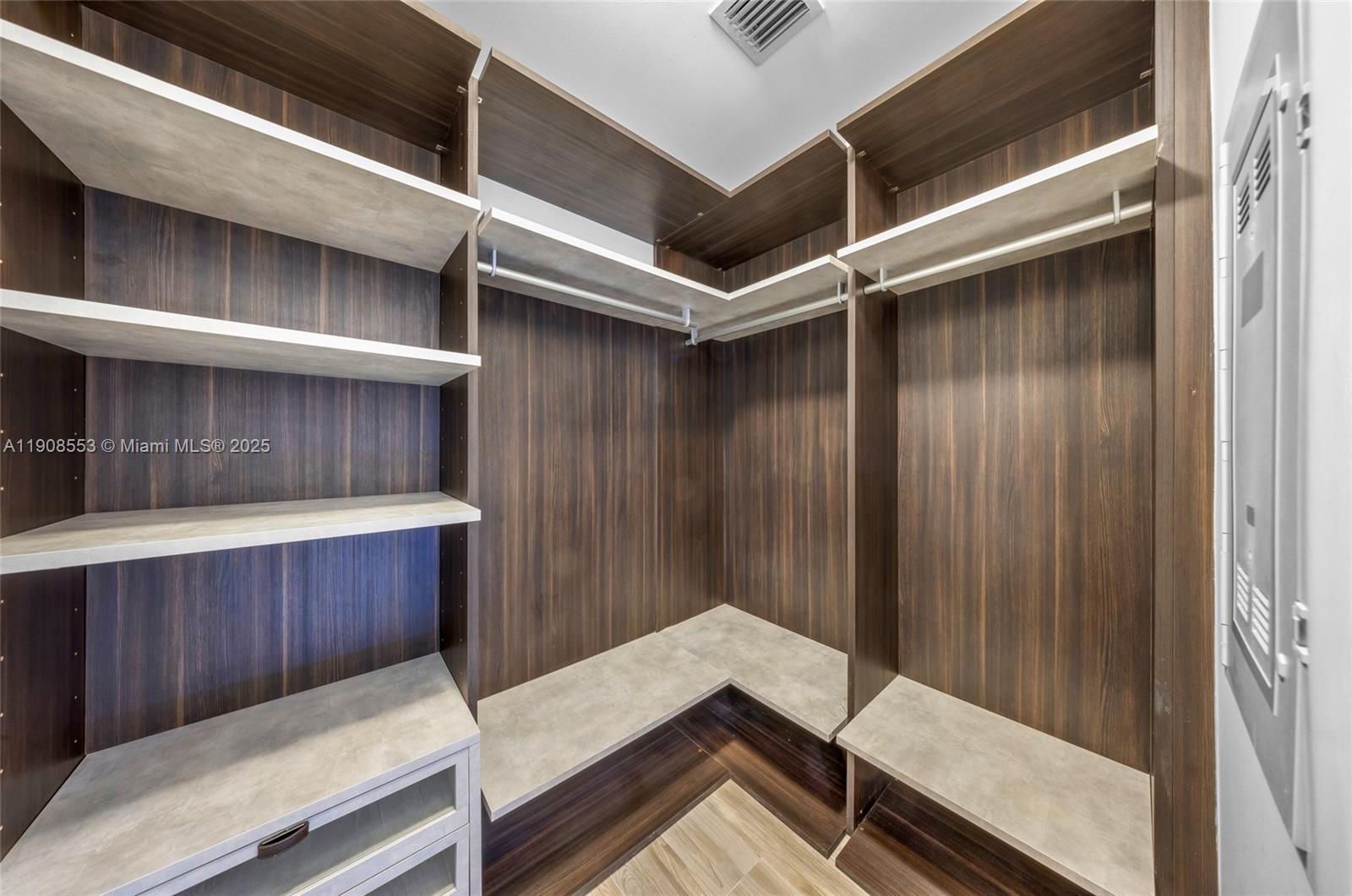801 S Miami Ave #5204, Miami FL 33130
