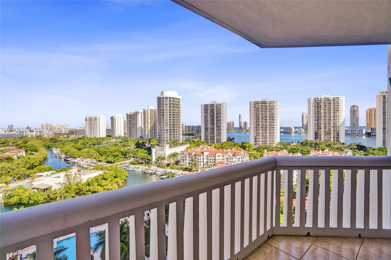2000 Island Blvd #1710, Aventura FL 33160