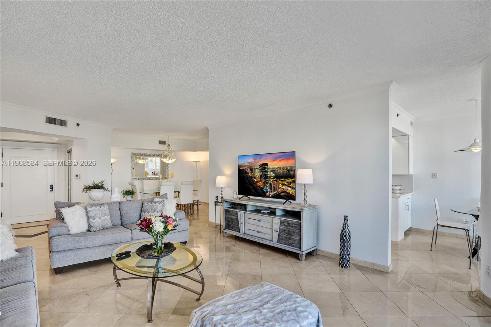 2000 Island Blvd #1710, Aventura FL 33160