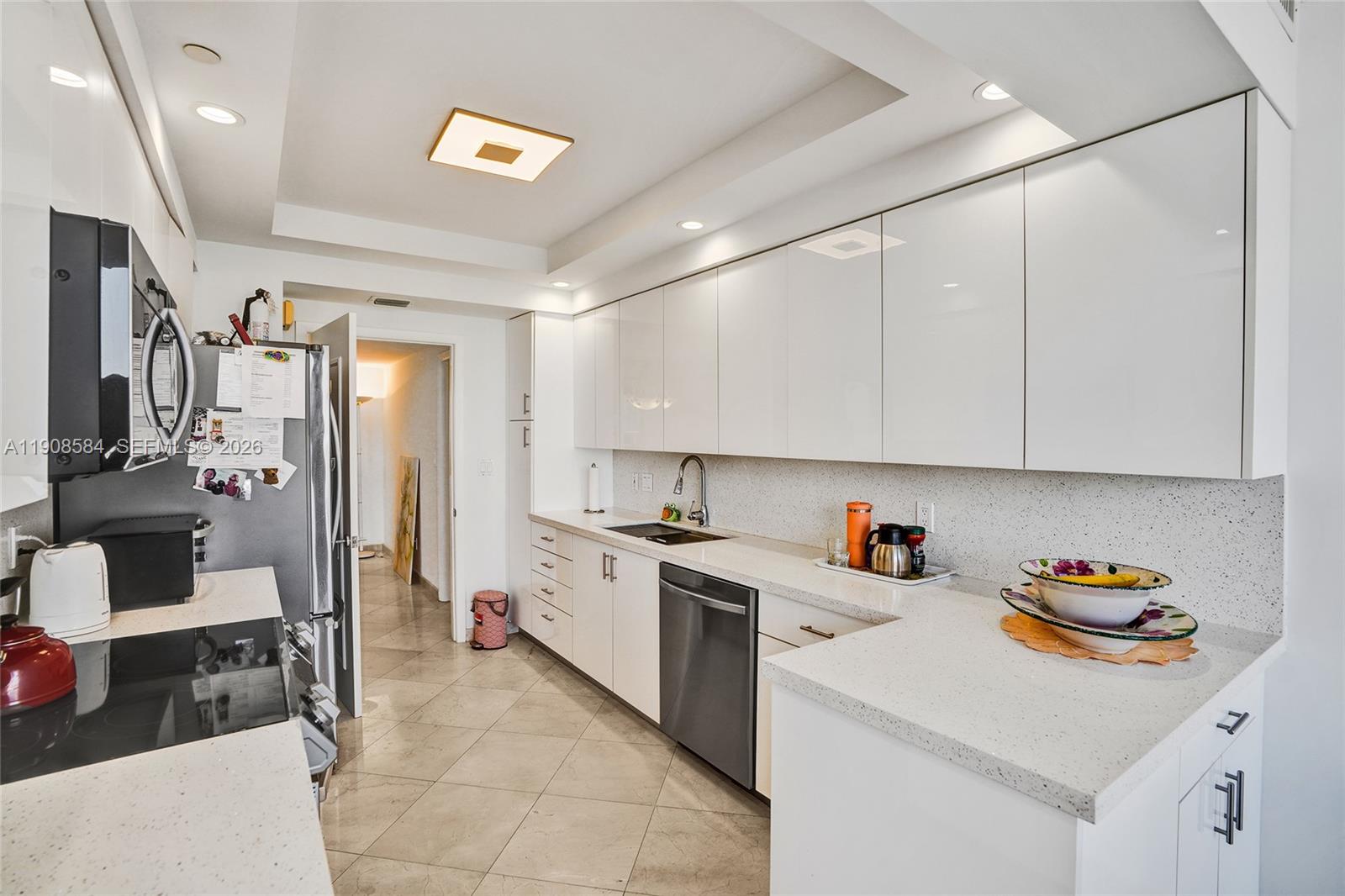 2000 Island Blvd #1710, Aventura FL 33160