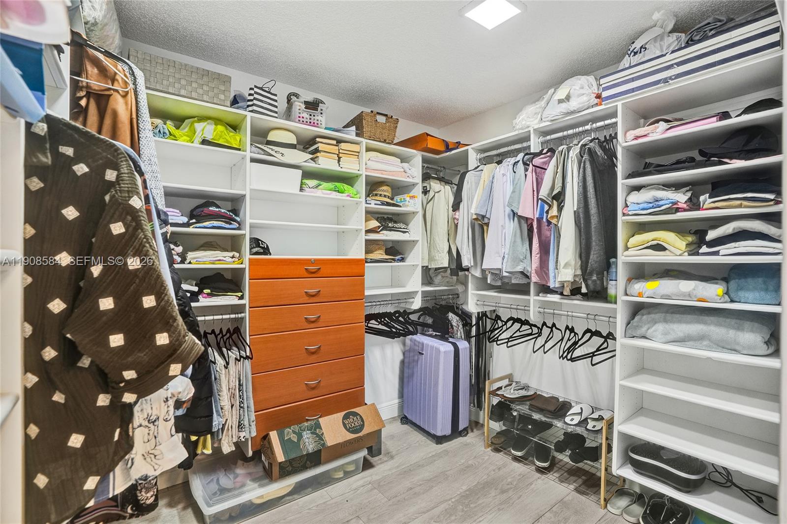 2000 Island Blvd #1710, Aventura FL 33160
