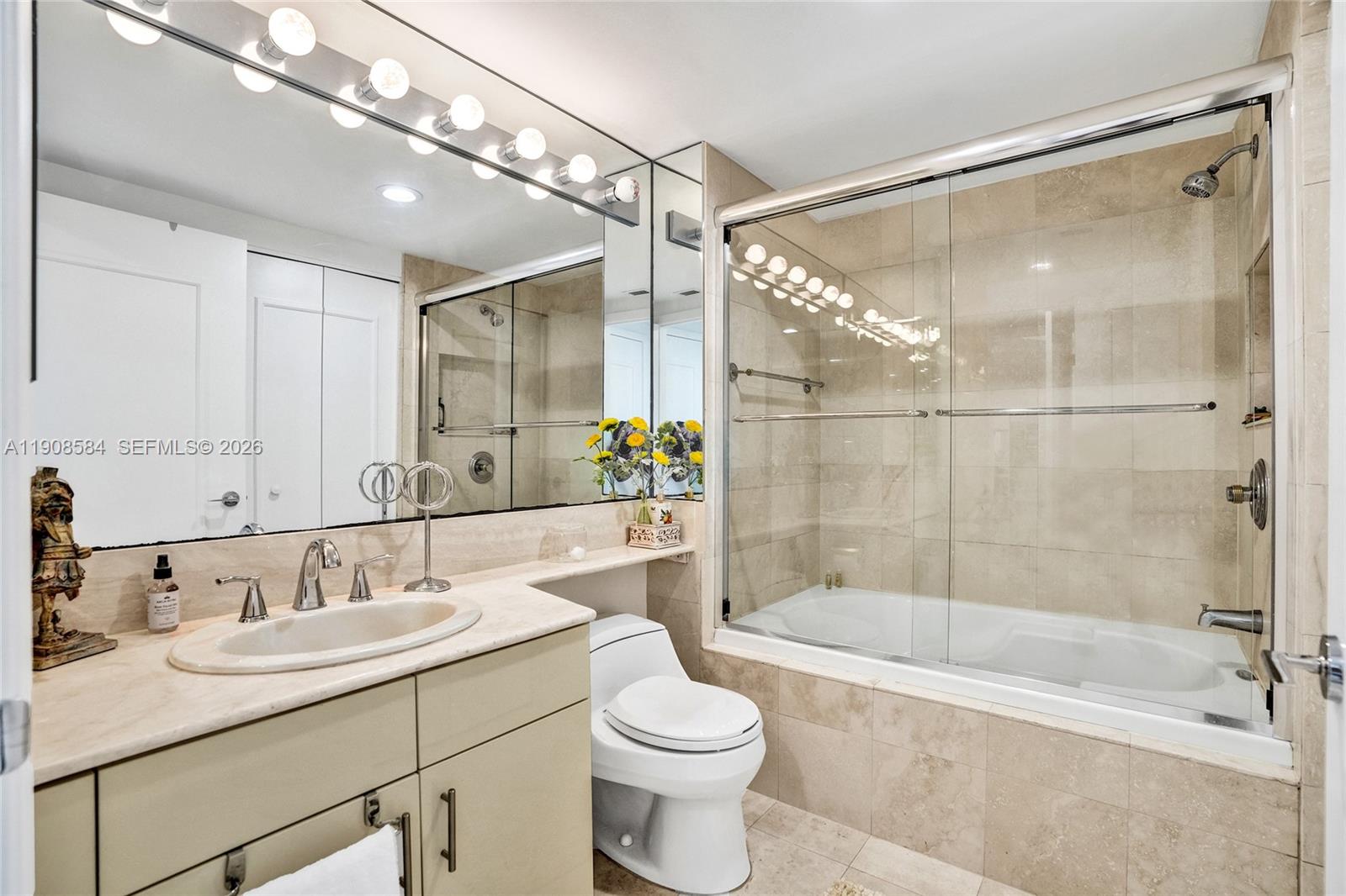 2000 Island Blvd #1710, Aventura FL 33160