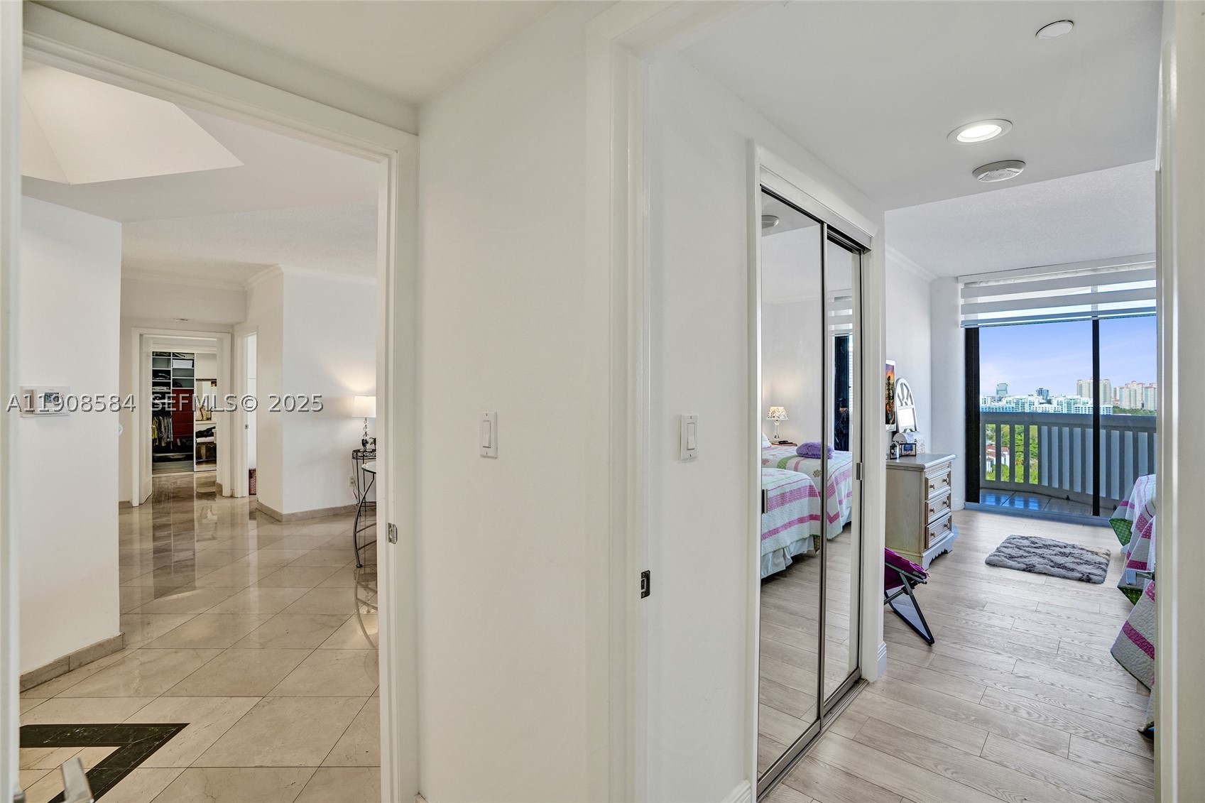2000 Island Blvd #1710, Aventura FL 33160