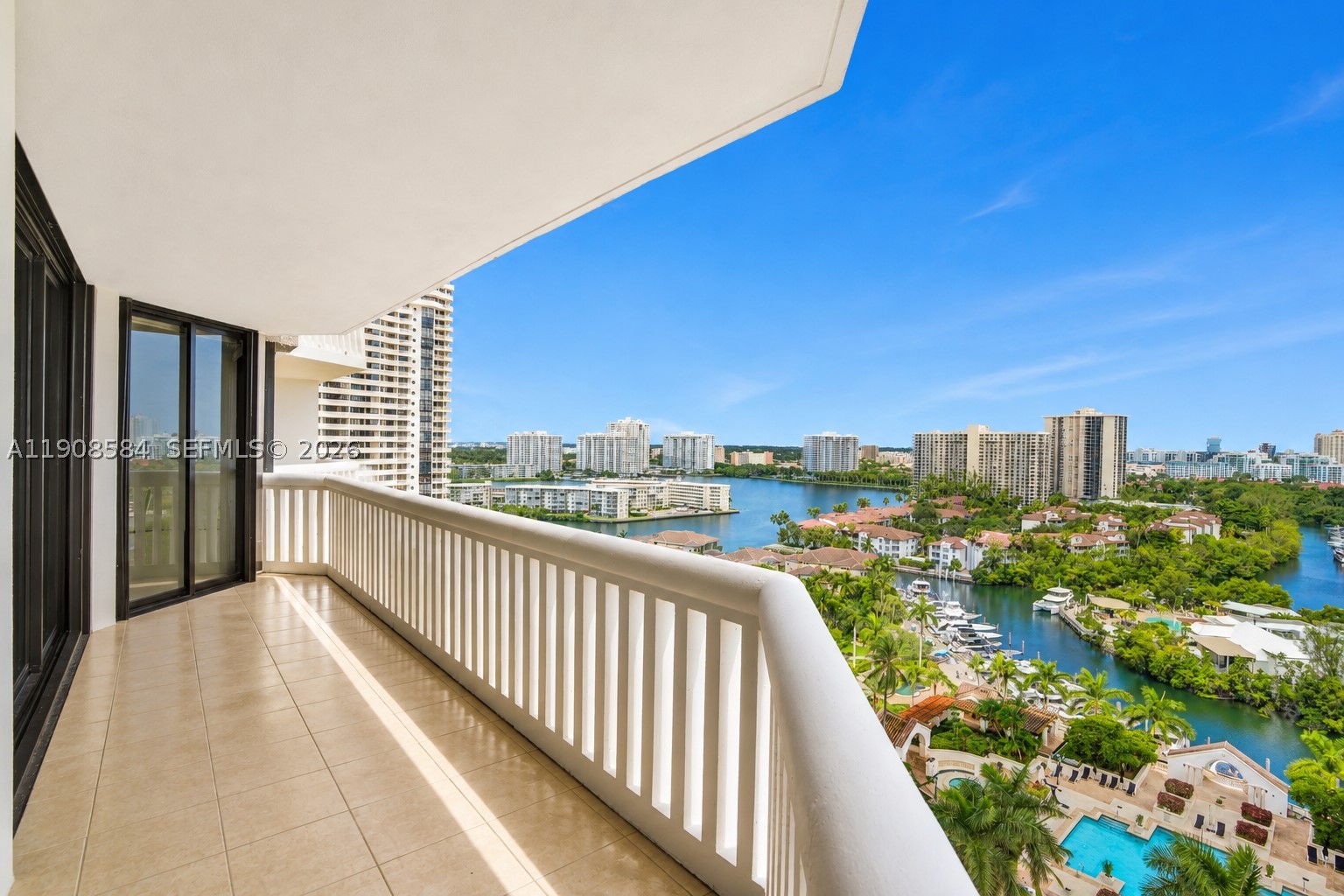 2000 Island Blvd #1710, Aventura FL 33160