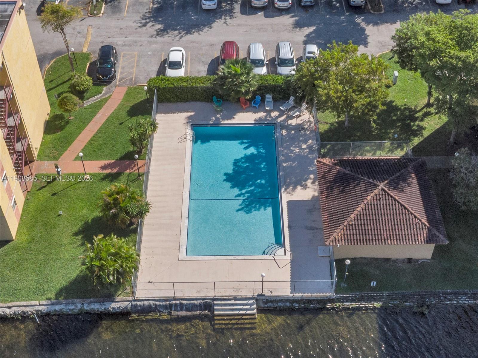 4709 NW 7th St #204-9, Miami FL 33126