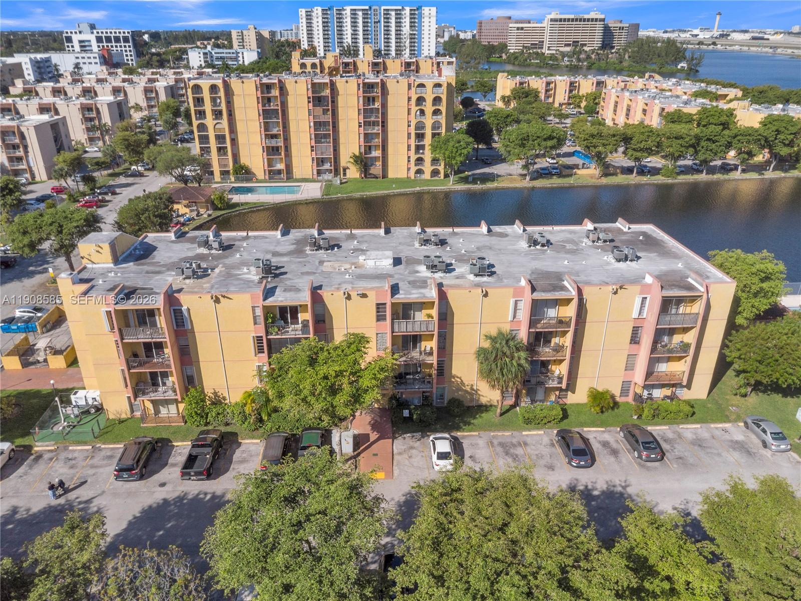 4709 NW 7th St #204-9, Miami FL 33126