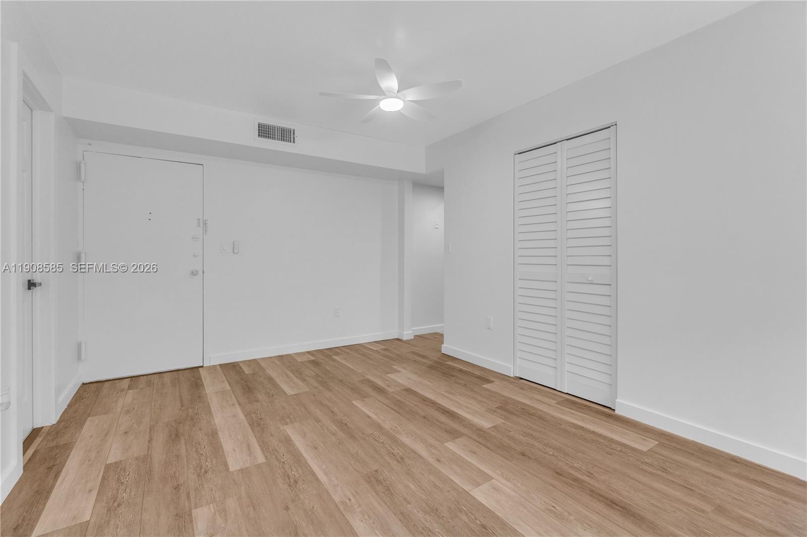 4709 NW 7th St #204-9, Miami FL 33126