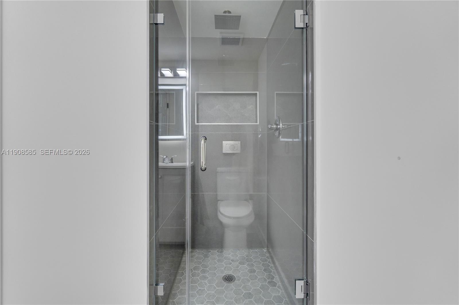 4709 NW 7th St #204-9, Miami FL 33126