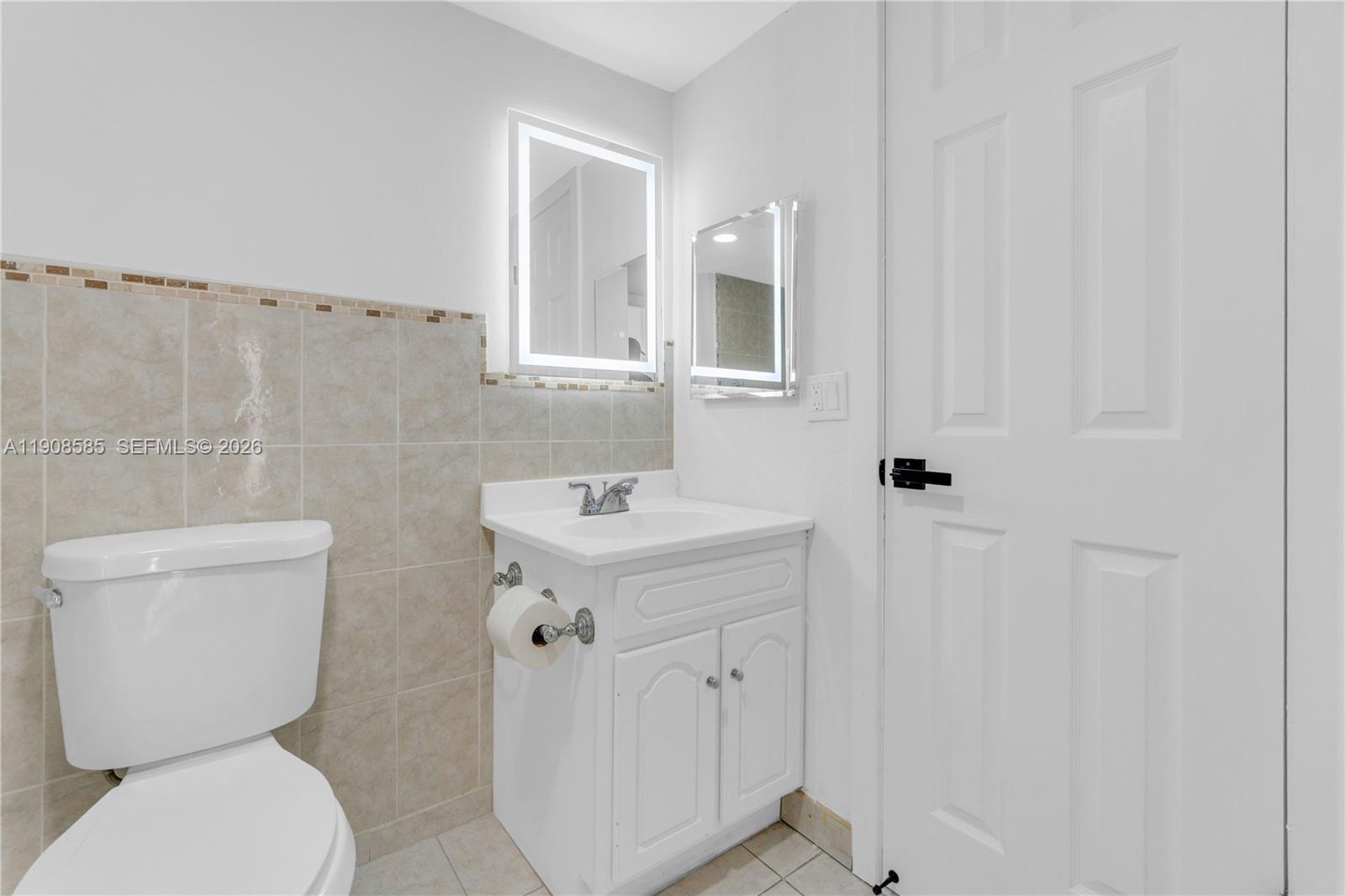 4709 NW 7th St #204-9, Miami FL 33126