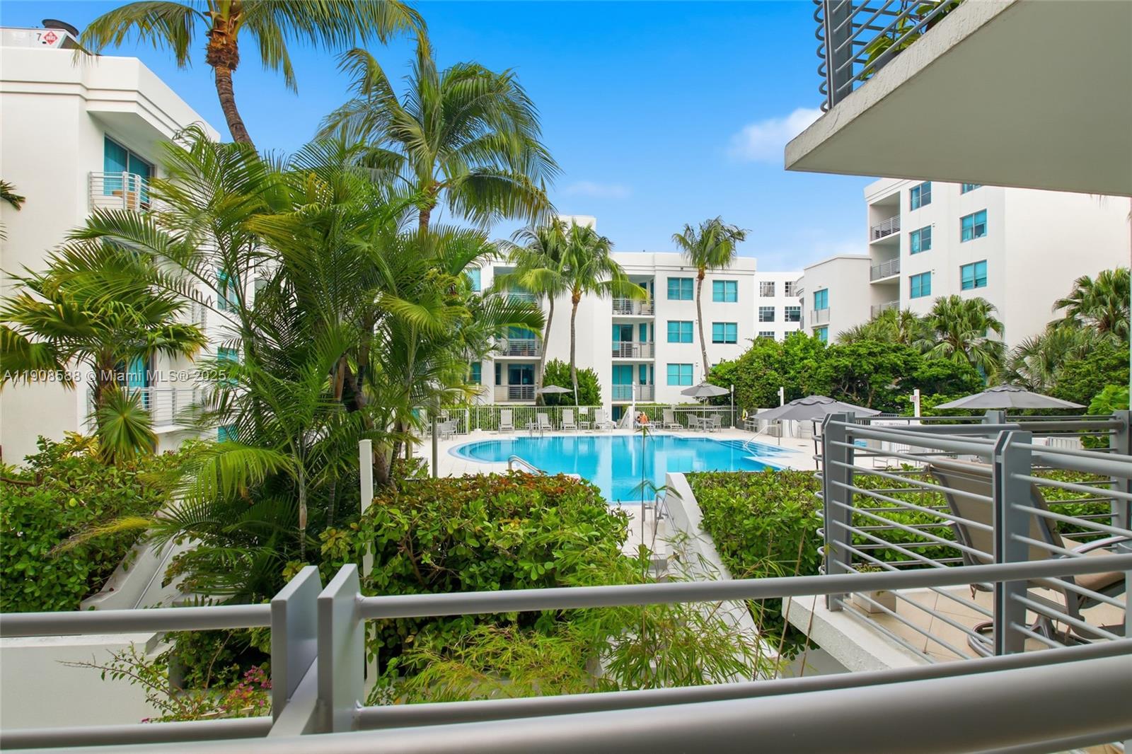 110 Washington Ave #2420, Miami Beach FL 33139