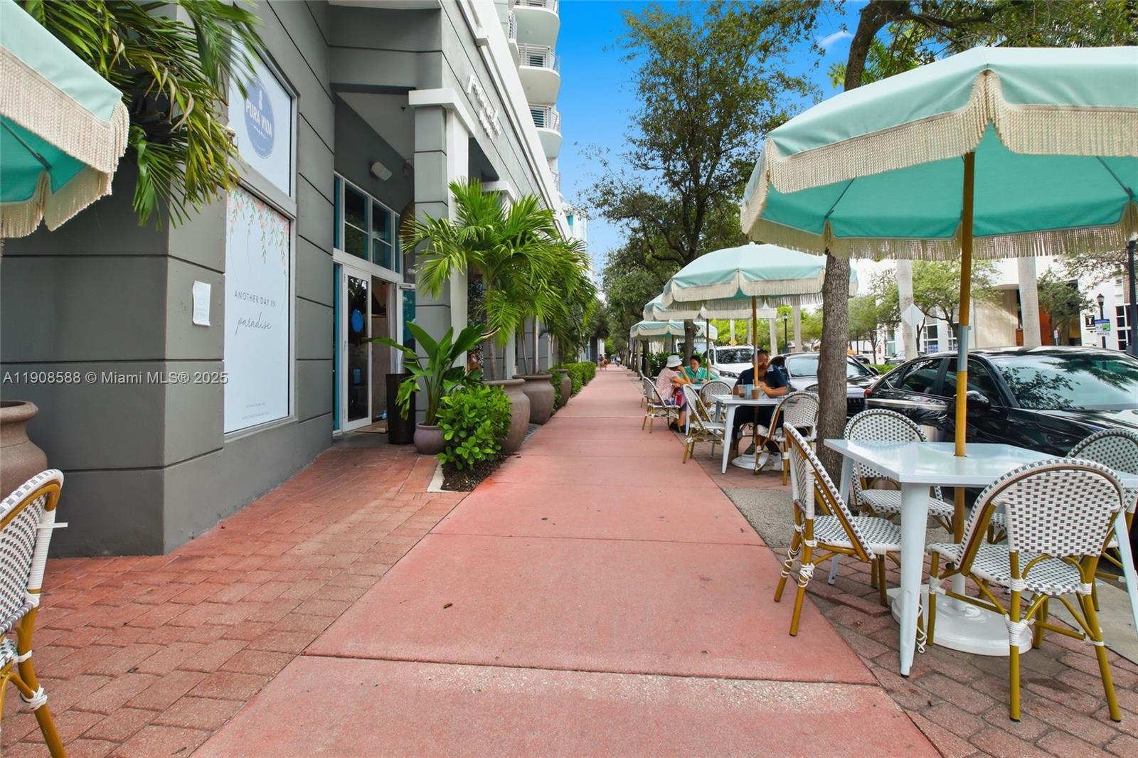 110 Washington Ave #2420, Miami Beach FL 33139