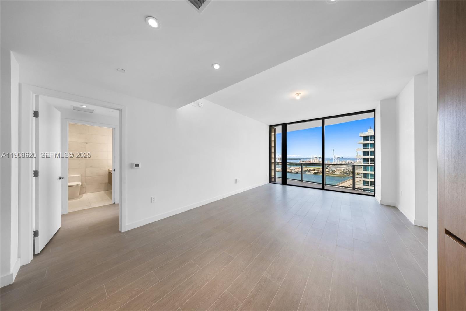 500 Alton Rd #1904, Miami Beach FL 33139