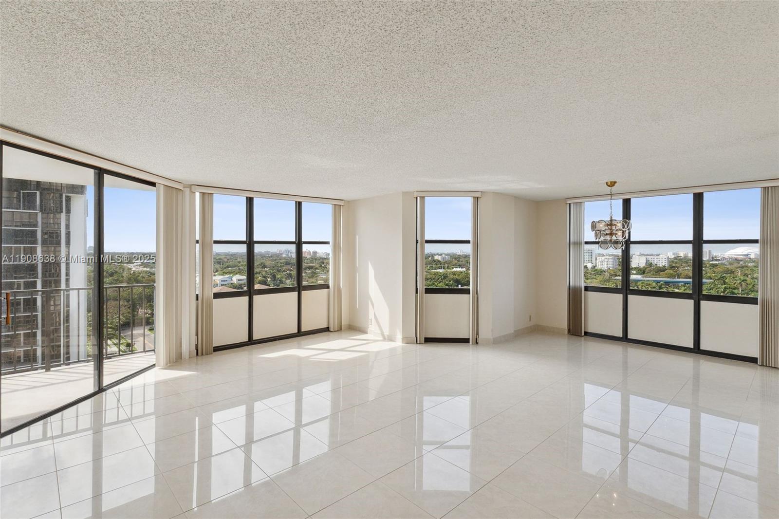 1901 Brickell Ave #B1408, Miami FL 33129