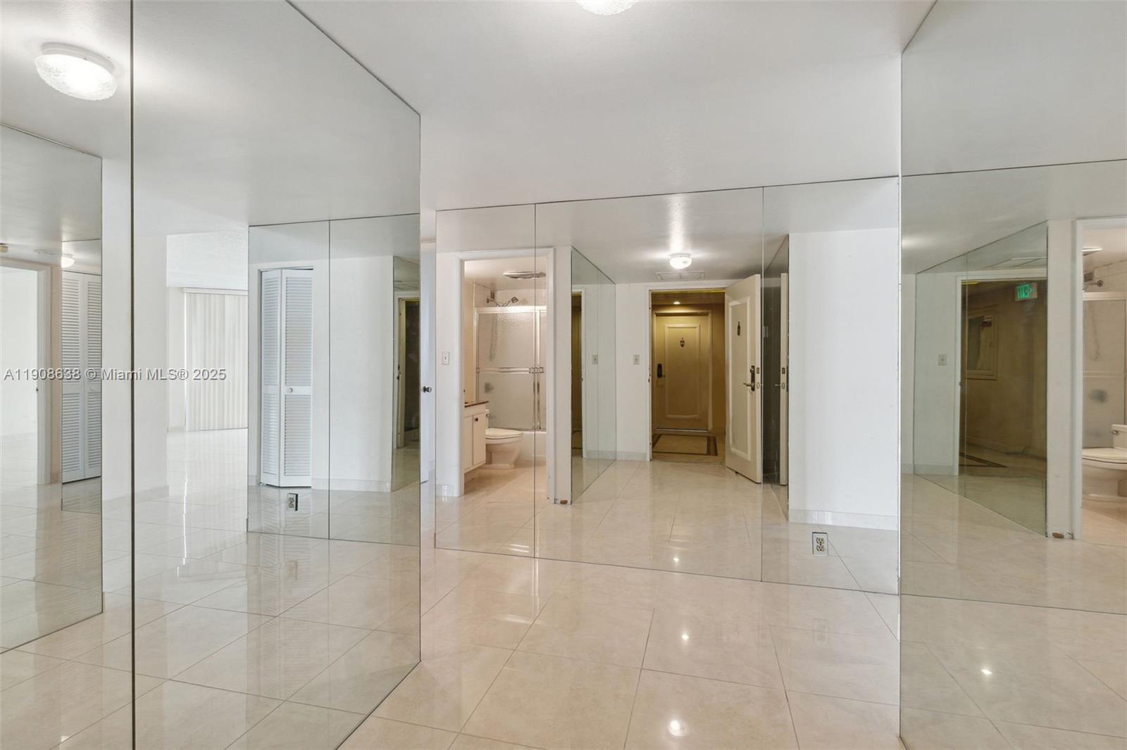 1901 Brickell Ave #B1408, Miami FL 33129