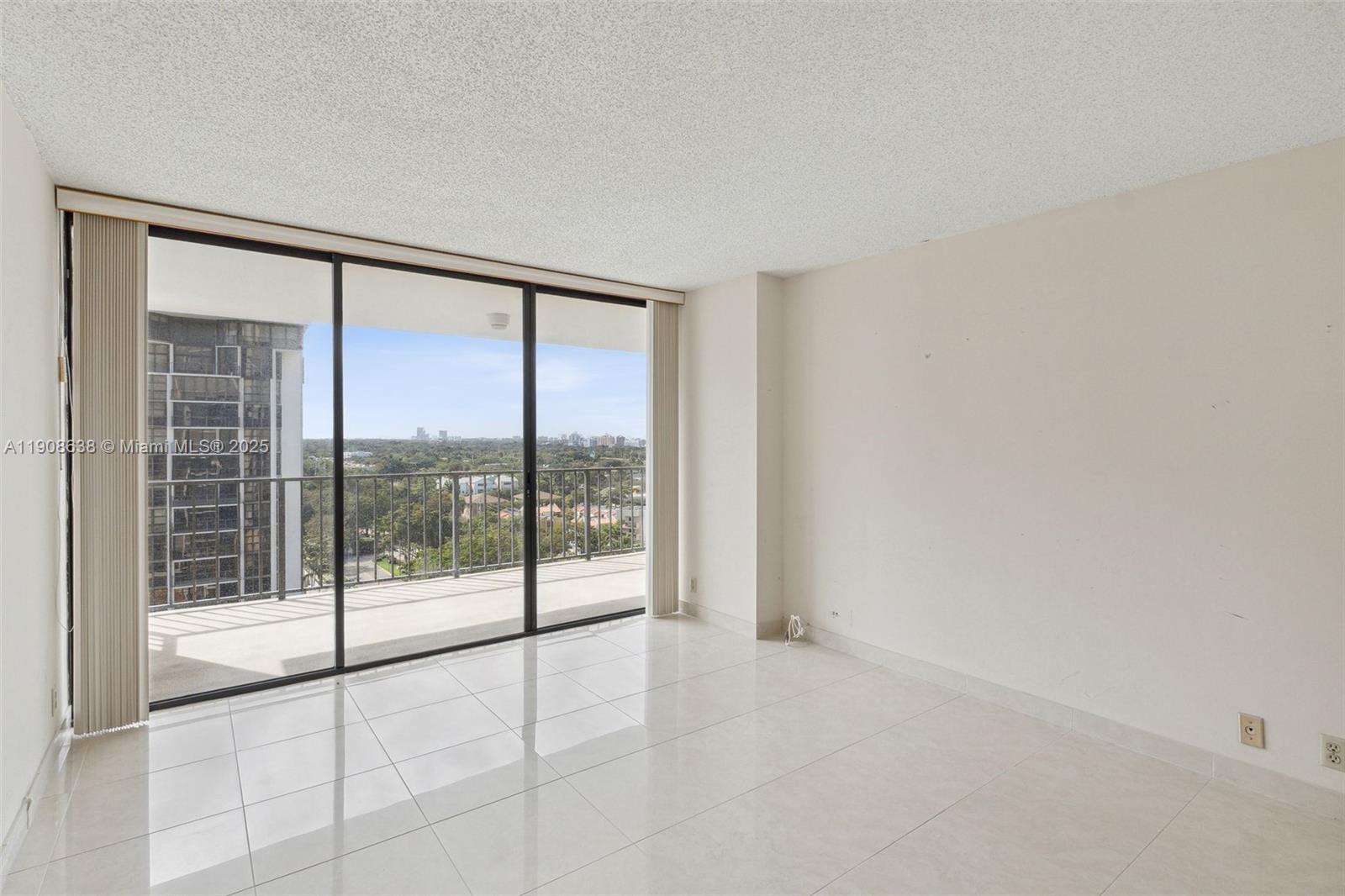1901 Brickell Ave #B1408, Miami FL 33129