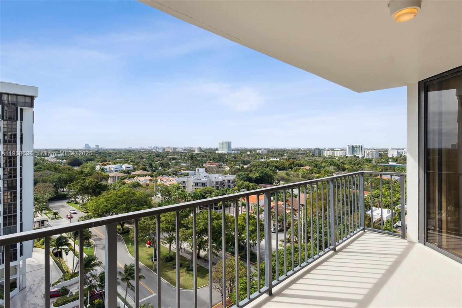 1901 Brickell Ave #B1408, Miami FL 33129