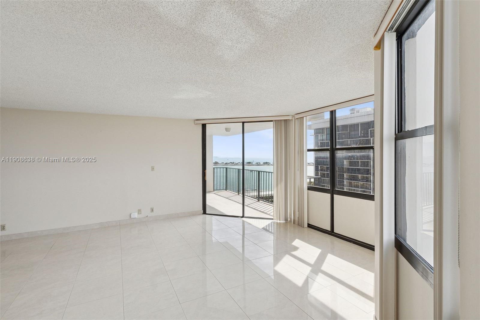 1901 Brickell Ave #B1408, Miami FL 33129