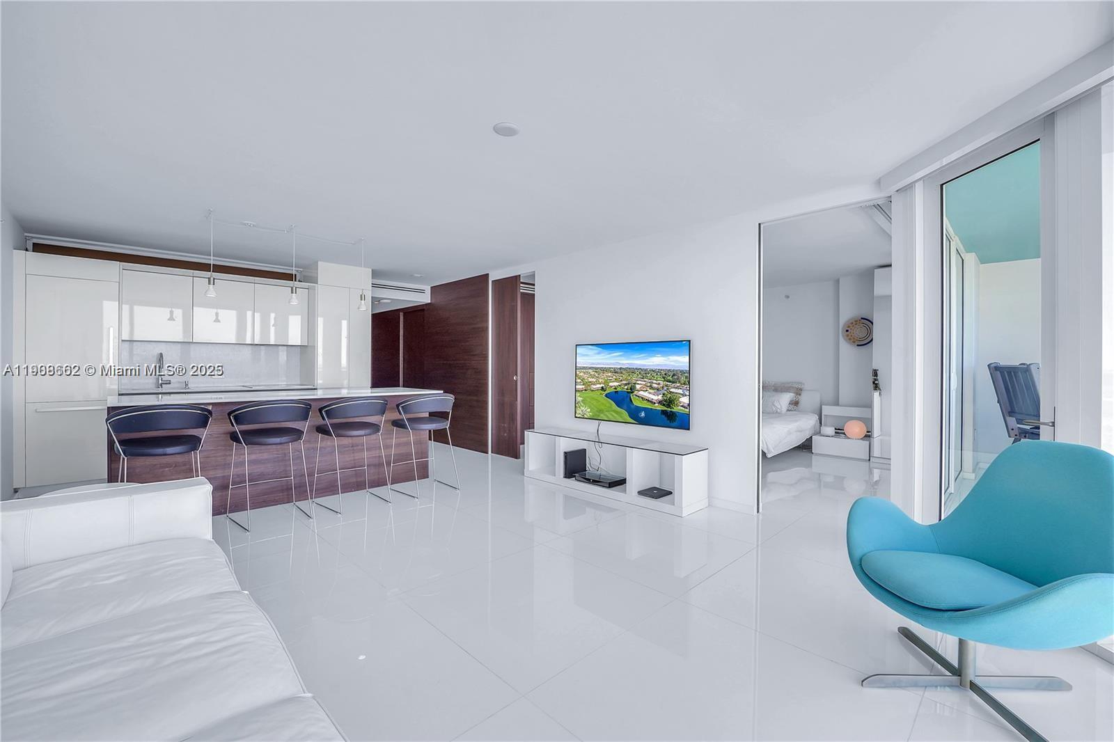 400 S Pointe Dr #2307, Miami Beach FL 33139