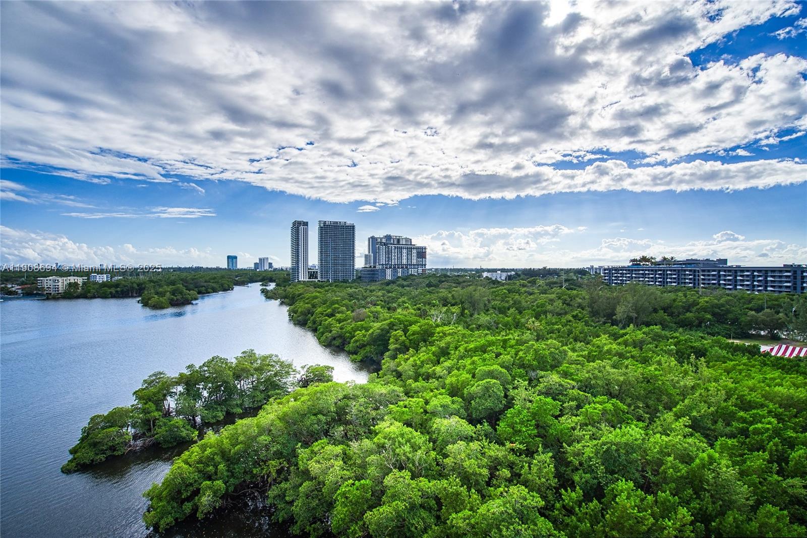17111 Biscayne Blvd #902, North Miami Beach FL 33160
