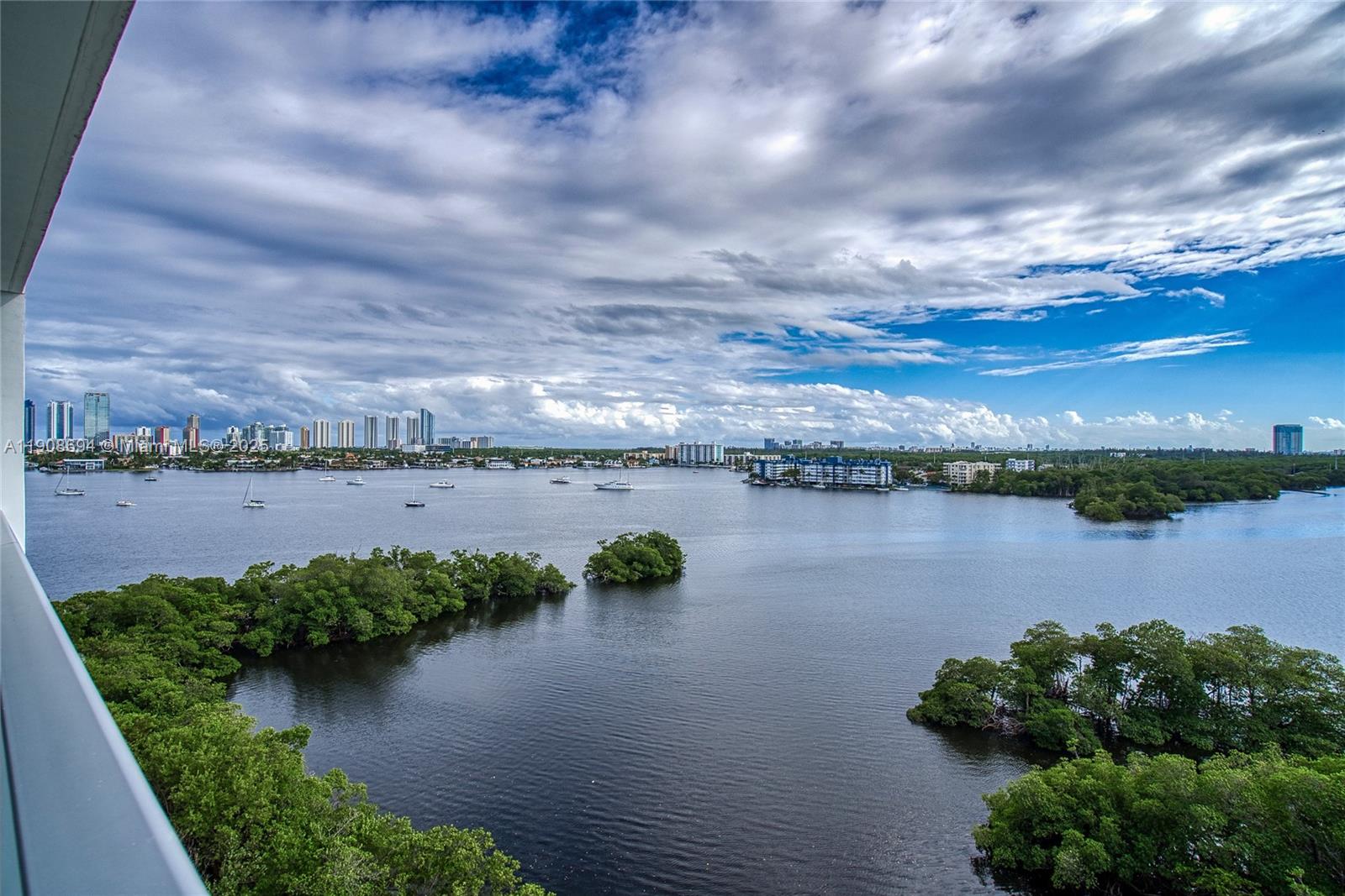 17111 Biscayne Blvd #902, North Miami Beach FL 33160