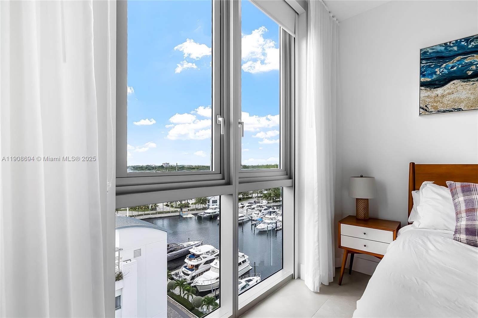 17111 Biscayne Blvd #902, North Miami Beach FL 33160