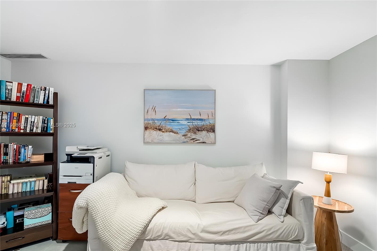 17111 Biscayne Blvd #902, North Miami Beach FL 33160