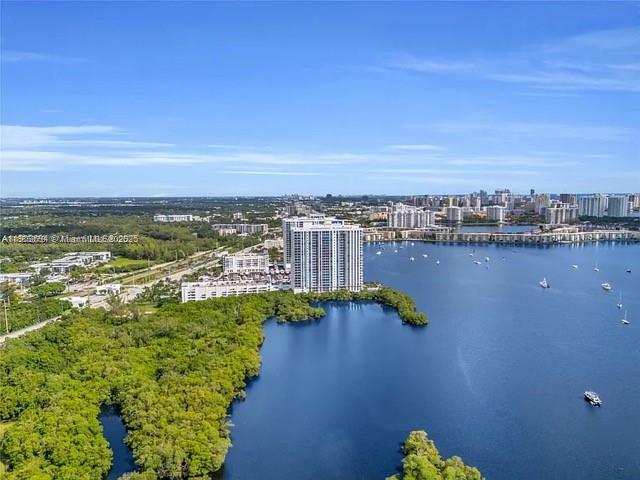 17111 Biscayne Blvd #902, North Miami Beach FL 33160