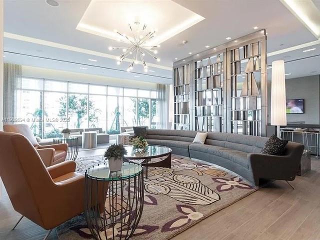 17111 Biscayne Blvd #902, North Miami Beach FL 33160