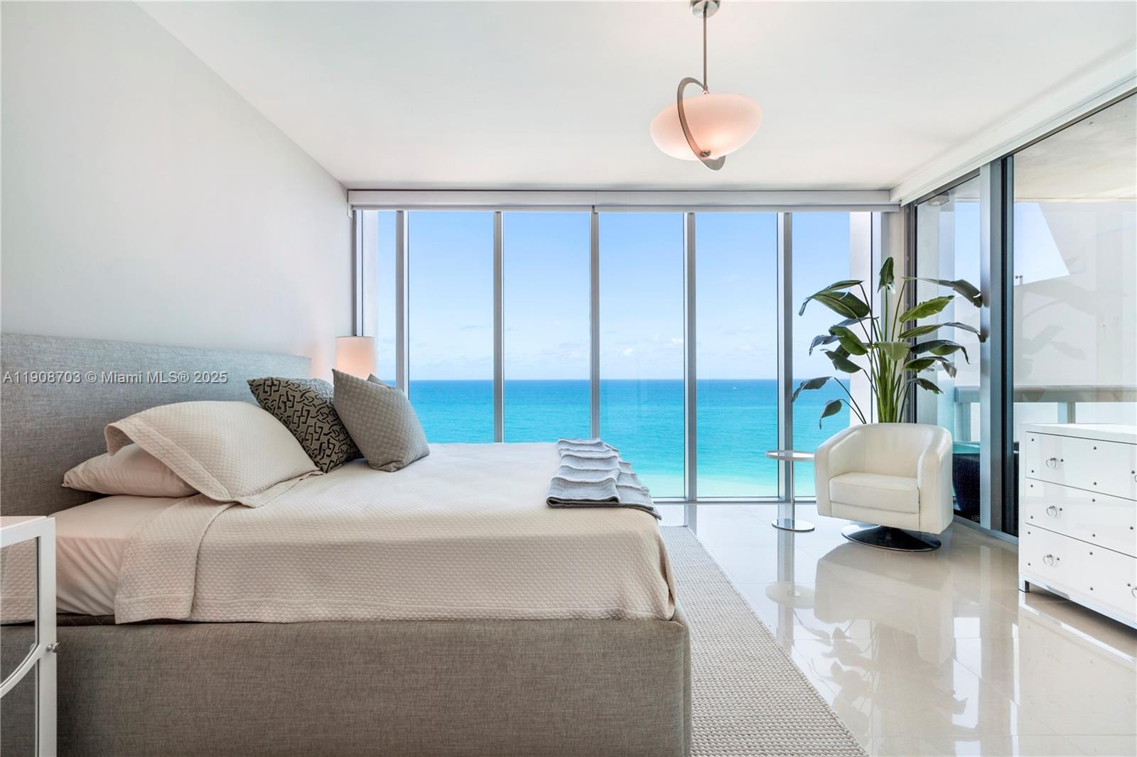6899 Collins Ave #1508, Miami Beach FL 33141