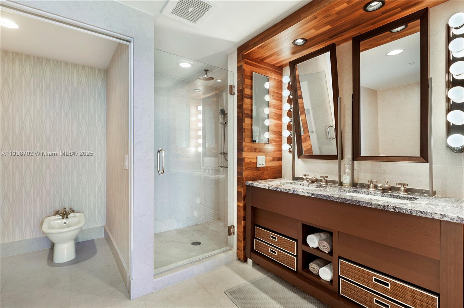 6899 Collins Ave #1508, Miami Beach FL 33141
