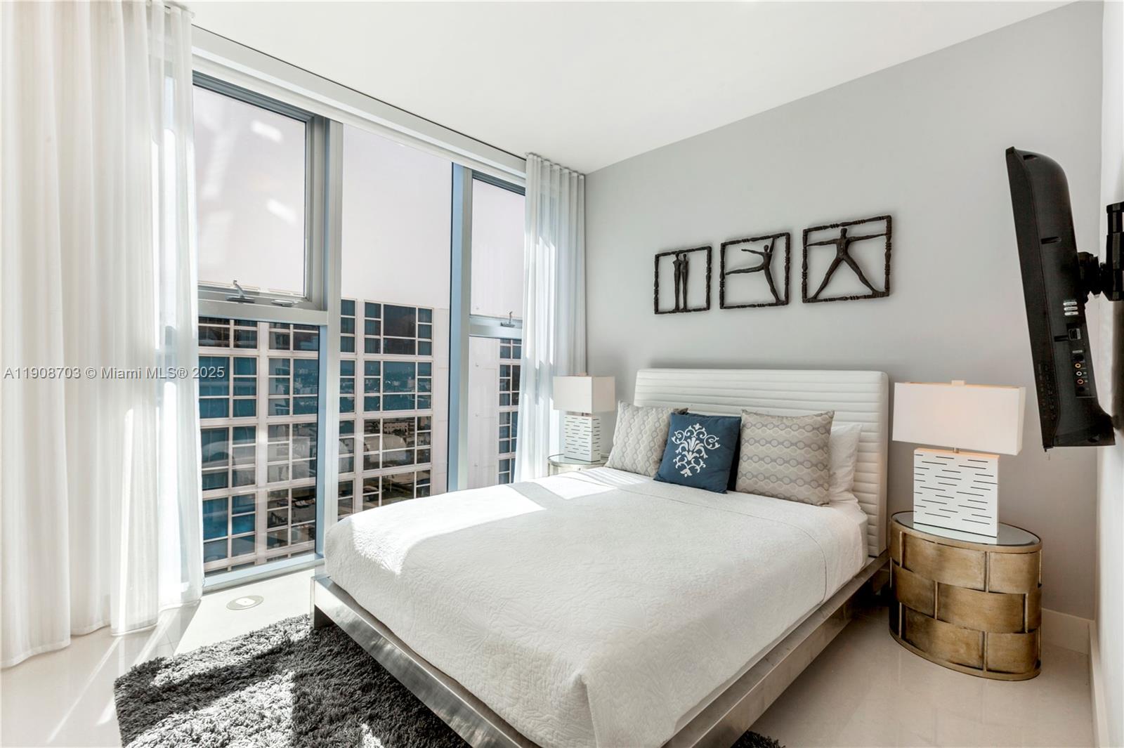6899 Collins Ave #1508, Miami Beach FL 33141